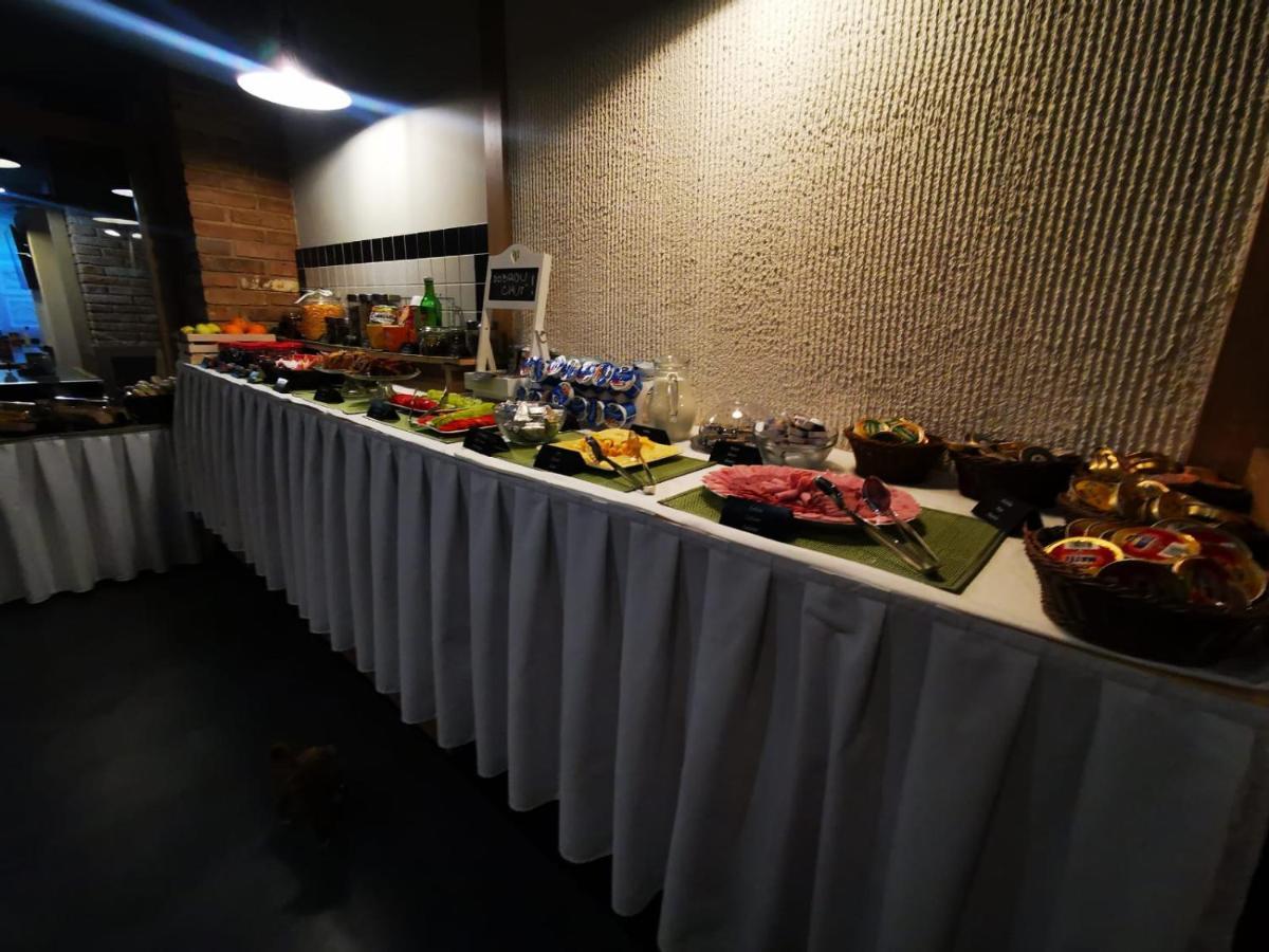 Hotel U Cisare Iii. Mělník Dış mekan fotoğraf
